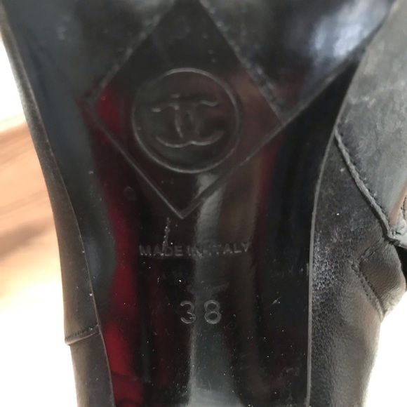 Chanel black leather boots - Picture 4 of 5